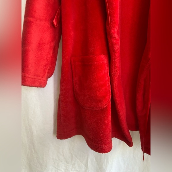 Victoria's Secret The Cozy Plush Short Robe Size XS - Picture 11 of 16